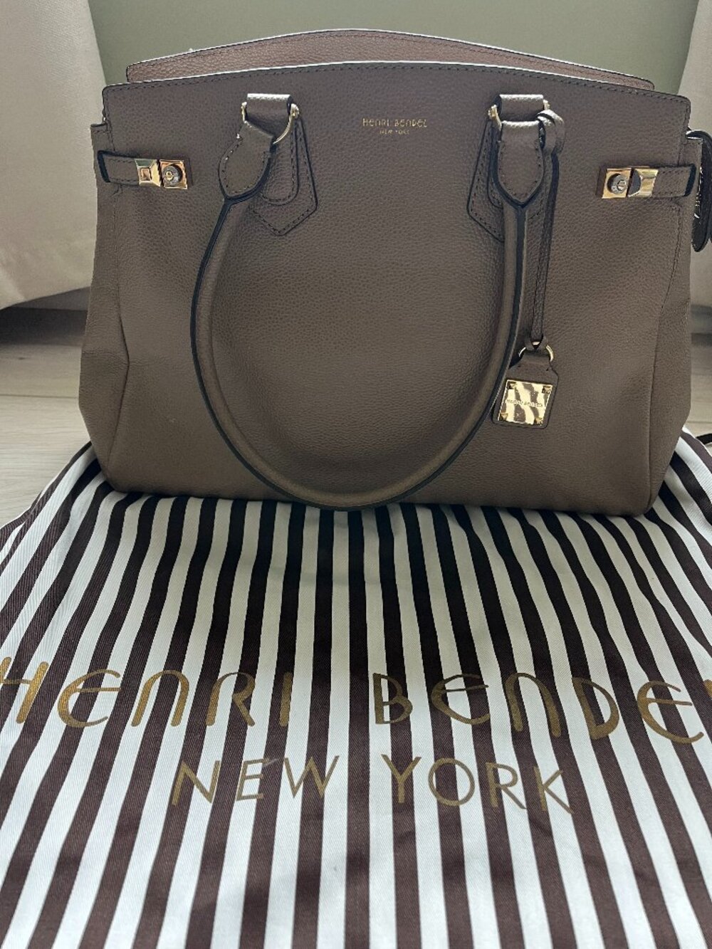 Designer Henri Bendel Handbag